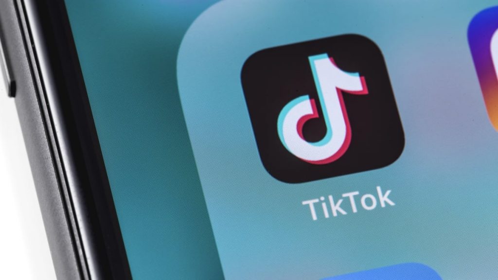 You Can Play This 'Hidden' Game in Your TikTok DMs