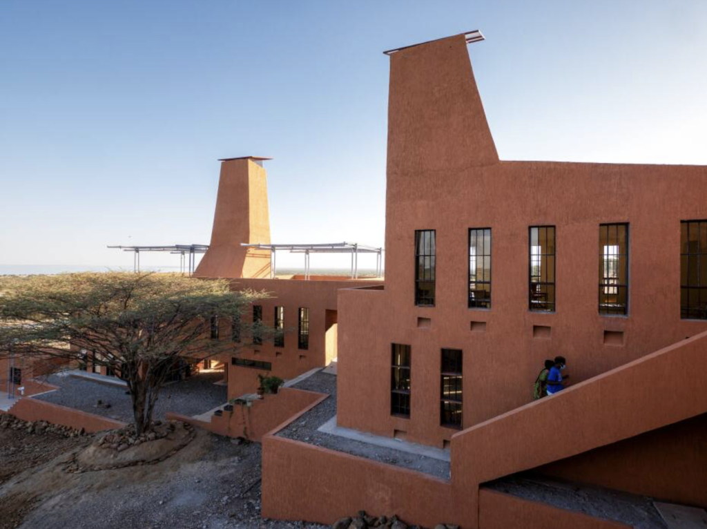 Architectural Answers to an Overheating World Architectural Answers to an Overheating World