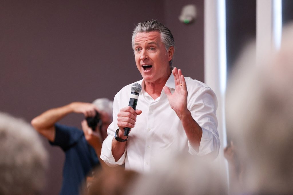 Newsom Signs Laws Letting California Community Colleges Add Up To 12 Bachelor's Degrees