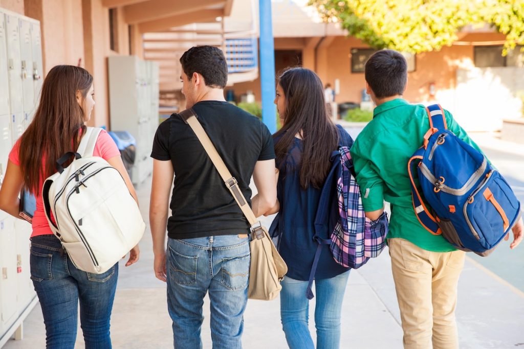 Who Wins College Scholarships? Sallie Data Shows Early, High-Volume Applicants