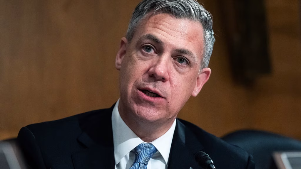 Senate Bill Would Strip Up To $7,395 A Year In Pell Grants From Lawful Immigrants